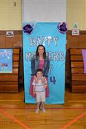050624-amityville_ne_mothers_day_tea2-3
